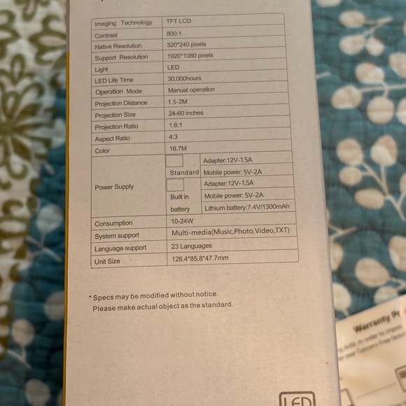 LED Projector with hard shell case - Picture 3 of 4